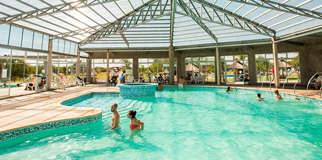 Termas de Guaych con Carnavales